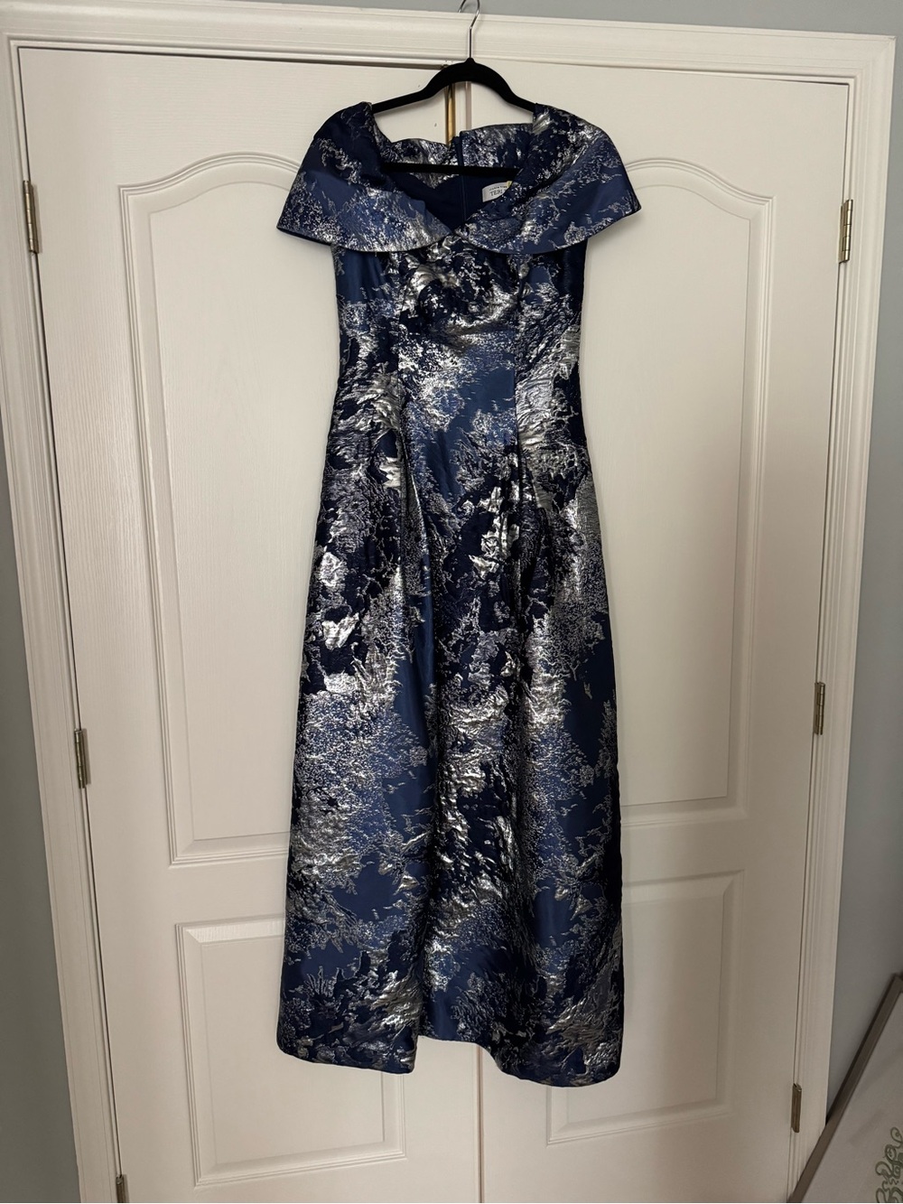 Rickie Freeman for Teri Jon Navy and Silver Evening Gown